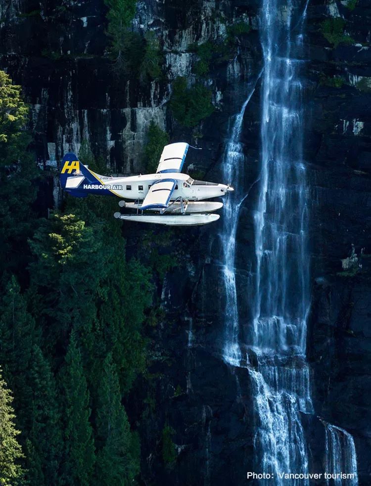 【她 · 旅行】上帝视角!水上飞机带你飞向加