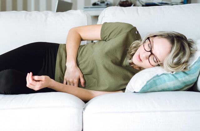 女性健康：月经期间注意到血凝块正常吗？