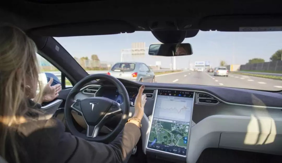 看完奔驰EQC之后,我们才明白特斯拉究竟值