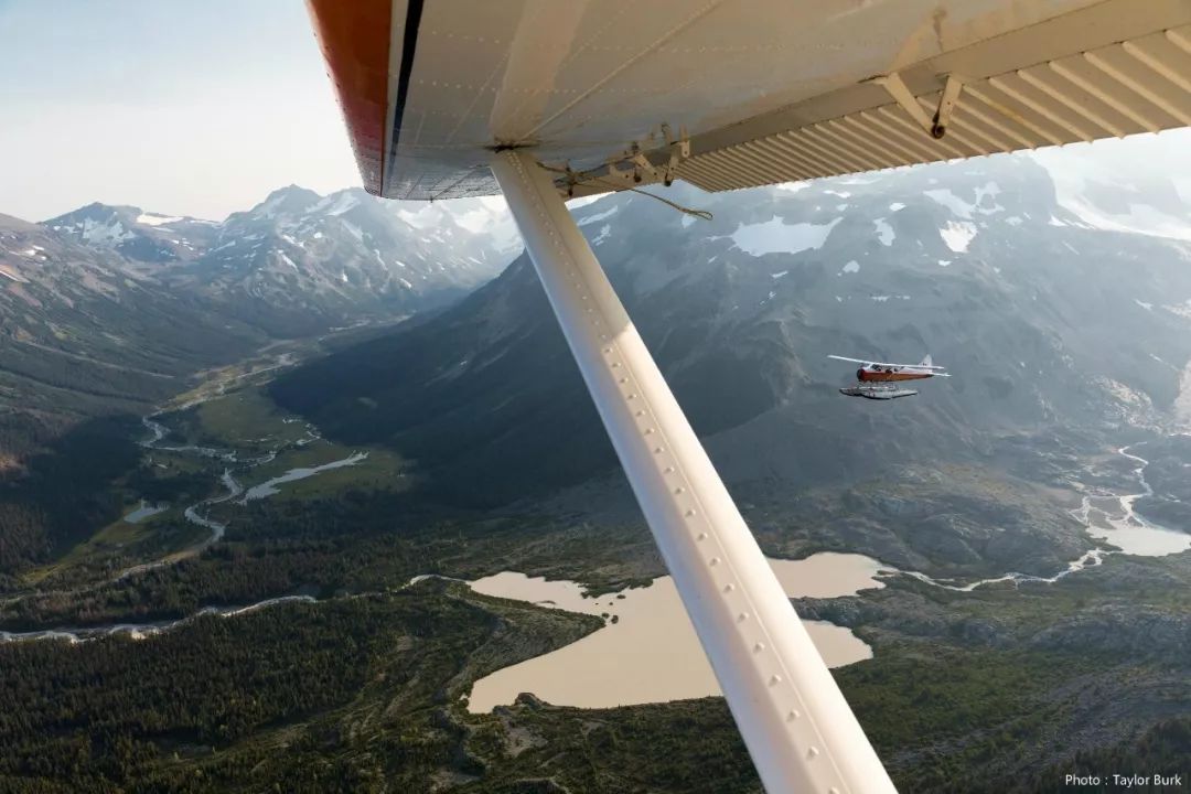 【她 · 旅行】上帝视角!水上飞机带你飞向加