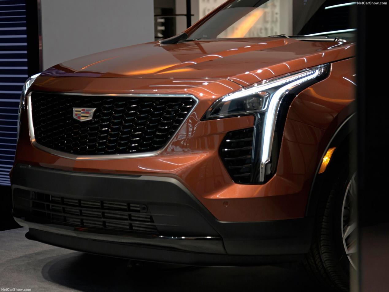 Cadillac-XT4-2019-1600-13