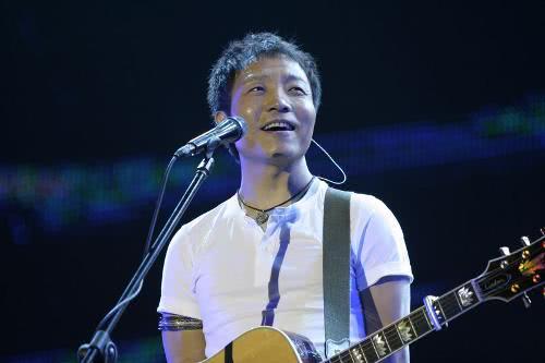 中国的十大摇滚歌手现状如何呢?汪峰、崔健、