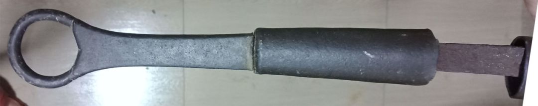 ▲鱼尾型刀装