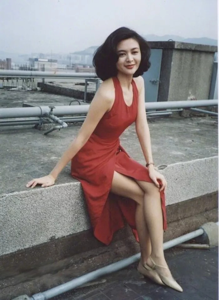 邱淑贞和袁咏仪美如画:这才是香港女星颜值巅峰 妊娠斑 超拽个性签名
