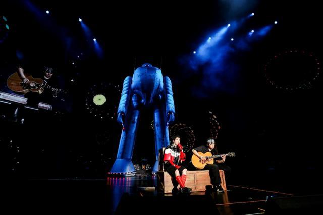 15万人同时在线大麦网抢票,华晨宇演唱会到底