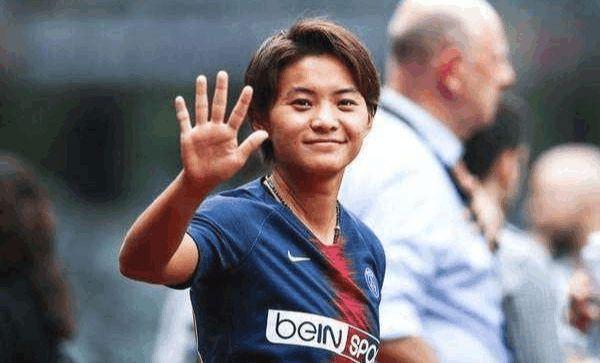 中国女梅西王霜大巴黎秀世界波破门,她的水平