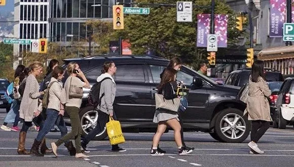 suv汽车大全10万左右_个人年收入10万(3)