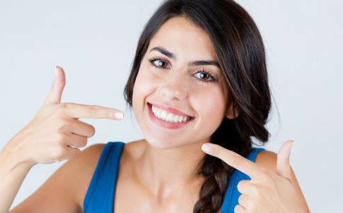 高晓松拔智齿丁香医生补刀 智齿不疼需要拔吗