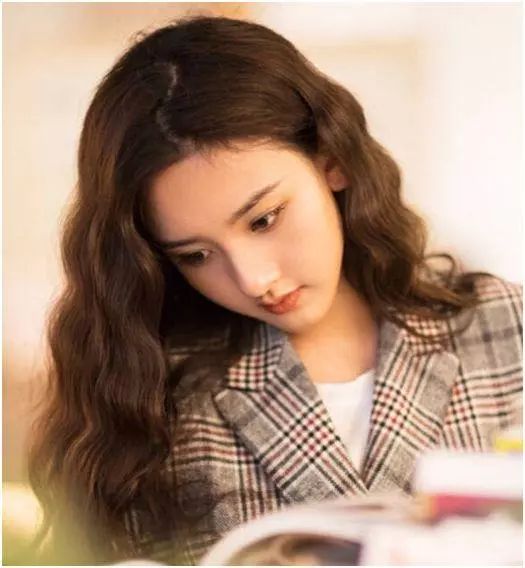 羊毛卷、慵懒头…初秋最火发型了解一下