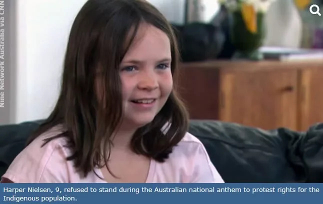 因唱国歌时没有起立 这名9岁女孩遭澳大利亚政客围攻
