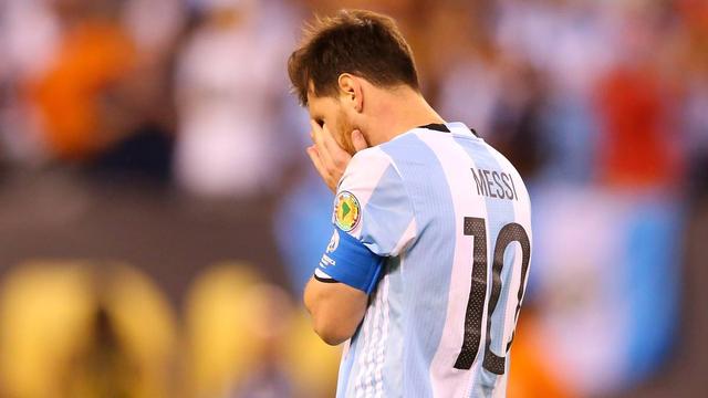 前阿根廷教练：输掉美洲杯梅西凌晨2点痛哭，像失去妈妈的小孩