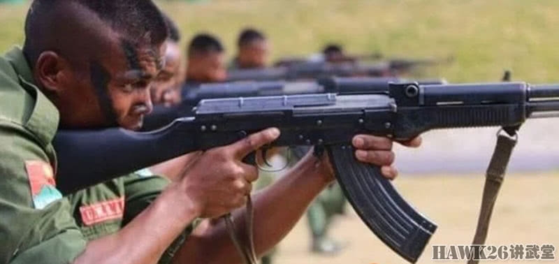 缅甸佤邦武装“81-8”步枪与中国81式有哪些区别