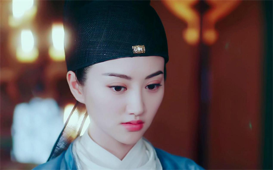 景甜《火王》化身帅气女官 被韩媒称为古装Q