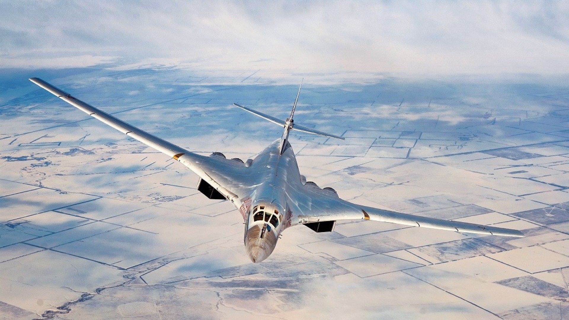 俄战略轰炸机绕飞美国后院 美军竟表示无能为