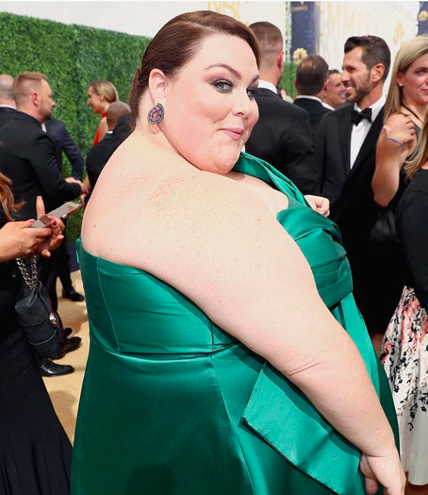 好莱坞巨型女星体重400斤 《美恐》中饰演肥胖怪人