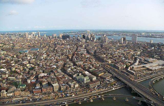 我国人均水资源_中国人均自然资源