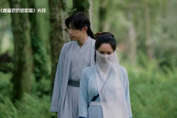 阚清子分手后真情演绎作品,感动观众,却感动不了章子怡!