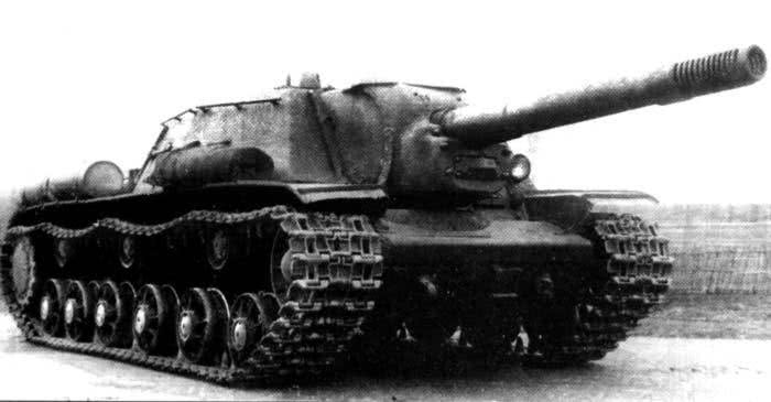 巨炮糊脸！被苏联SU152自行火炮教做人的德军装甲车