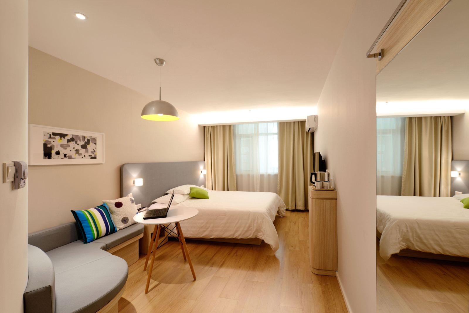 华住集团旗下酒店2.4亿条开房信息被公开叫卖