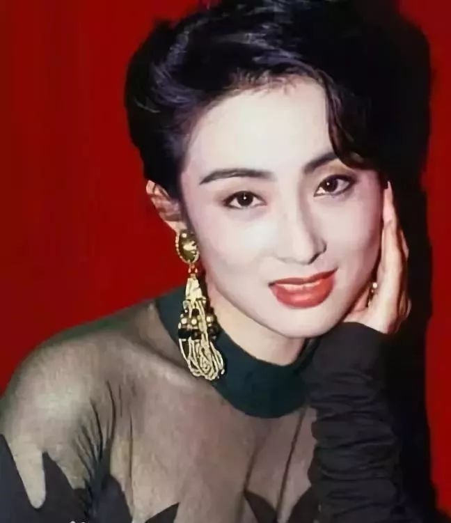 致敬经典--90年代最美十大香港女星绝版旗袍照，活色生香!