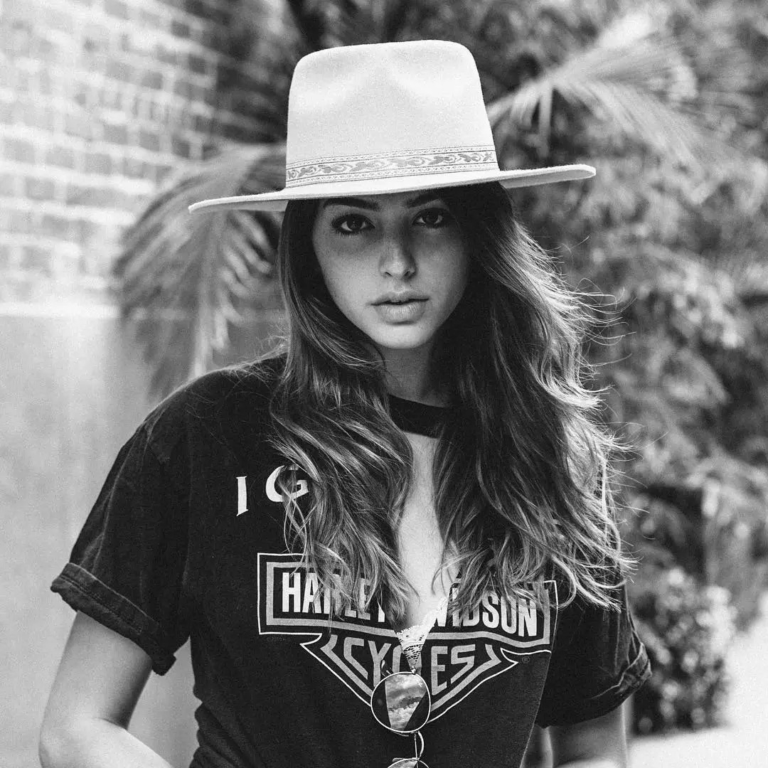 这个ins狂撩100万粉的宇宙第一直男杀手,却因