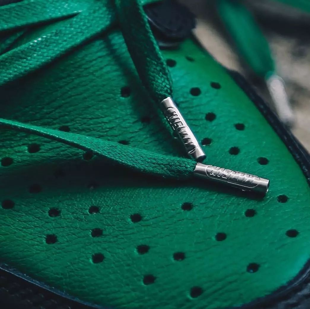 黑紫黑绿 AJ1 昨天下午五点发售!市场价还在涨