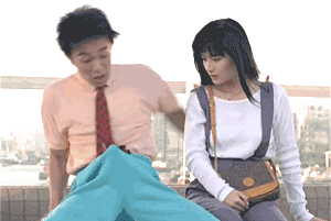 这两盘带子确实韵味,头一个片子是香港的三级片,如意别还是第一次看