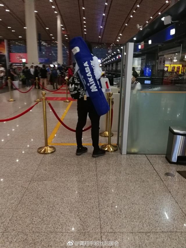 竟要自带排球车出征世锦赛?专家:避免日本队主