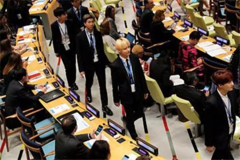 超强大！防弹少年团亮相联合国大会RM7分钟全英文演讲！ARMY：在新闻里追星