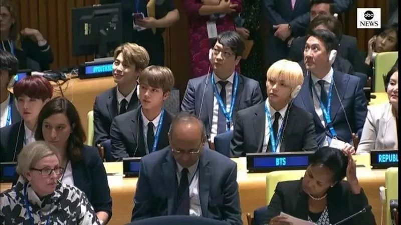超强大！防弹少年团亮相联合国大会RM7分钟全英文演讲！ARMY：在新闻里追星