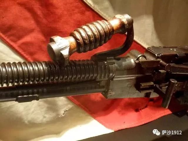 【萨沙讲史堂第六百九十五期】是捷克轻机枪的山寨吗？可以上刺刀的日军96式99式轻机枪（军