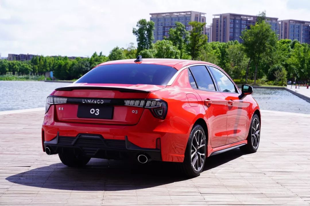 活动丨试驾领克03,沉闷轿车市场中的一股潮酷