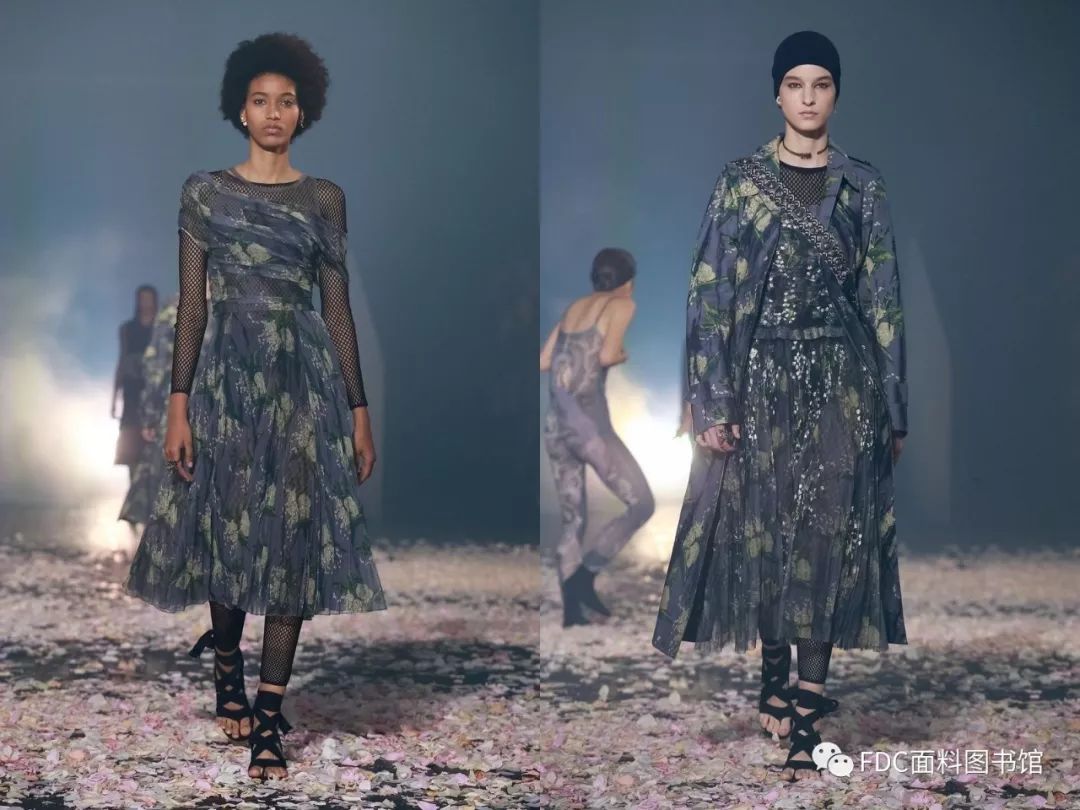Dior2019春夏系列 | 花瓣雨中的时装秀