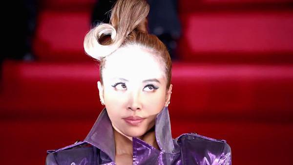 女星翻白眼表情包,蔡依林不屑,赵丽颖销魂,她是翻白眼