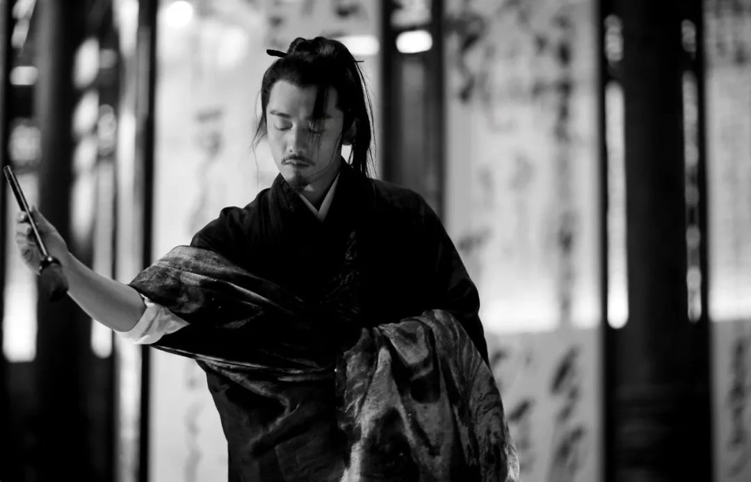 真打、真演、真拍,张艺谋的新片赢在了工匠精神