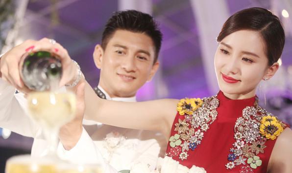 刘诗诗惊喜怀上龙凤胎,吴奇隆打脸前妻,网友:这宝宝来得及时!