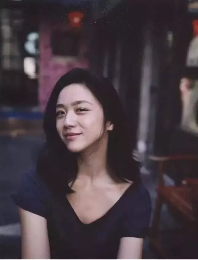 她一脱成名,曾遭封杀,还被预言没人敢要,如今登顶影后实力打脸
