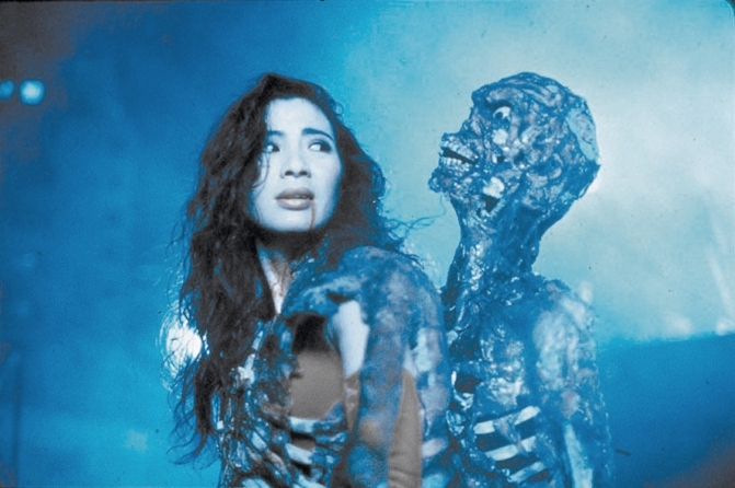 影单:她们是电影中的超级致命武器,英雄难过美