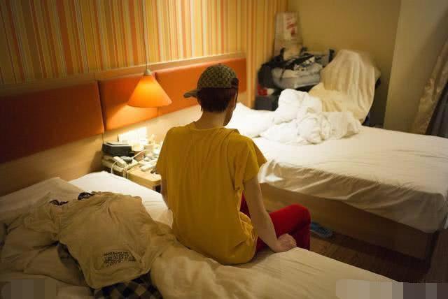 杨丽萍内衣裤助理洗，而她徒弟生活不能自理，一直靠学生家长照顾