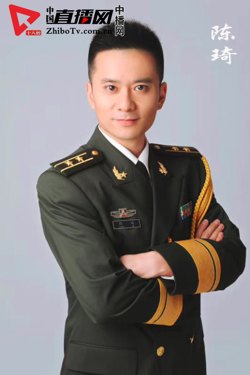 小萝莉侦探推理网大电影《云朵探案》讲述赫拉