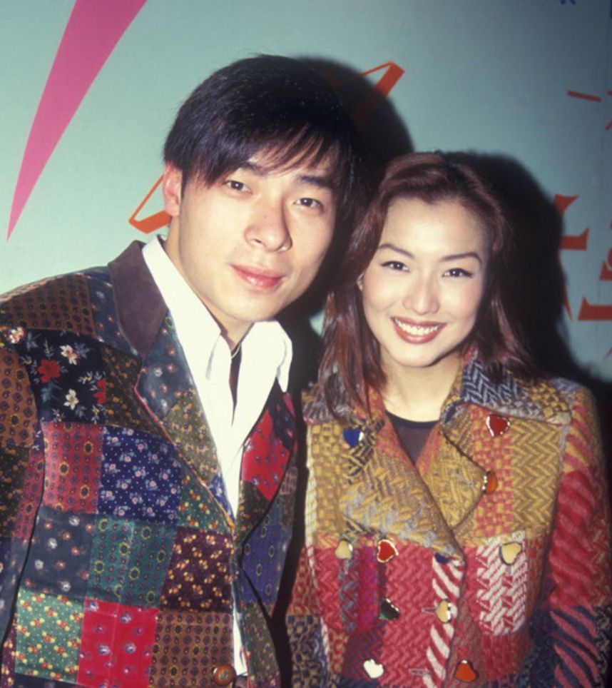 郑秀文:曾因抑郁症跌落神坛的天后,35岁因公益华丽转身,46岁活出了终身美丽