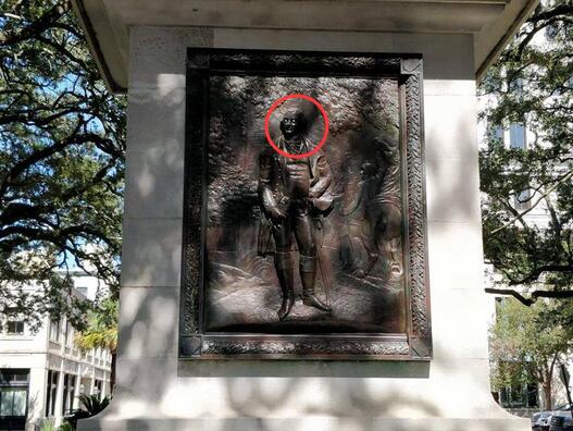 美国一雕像被人装了双眼睛 当地政府：这是犯罪