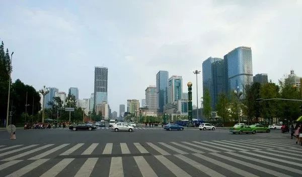 成都2000万人口_成都人口数据