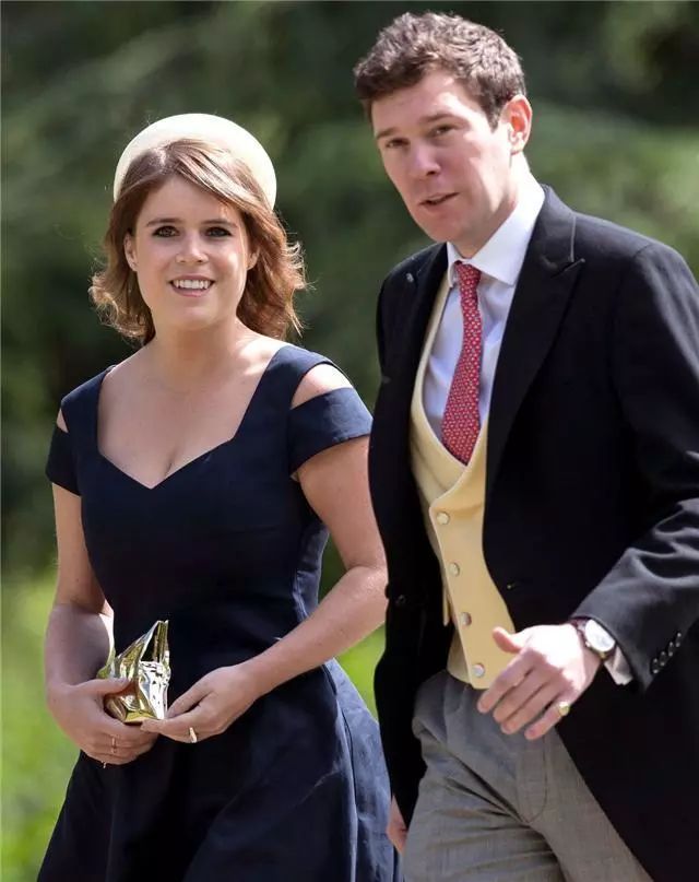 减肥30斤,戴3亿王冠,英国公主大婚奢华上演!