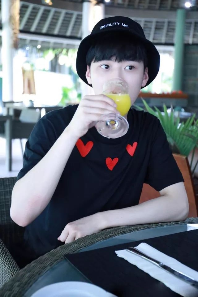 Devil Beauty美颜配饰 激发100℃青春活力