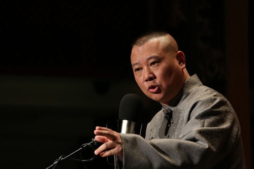 何云伟拜师侯耀华,力挺公式相声夫妻,网友:无力