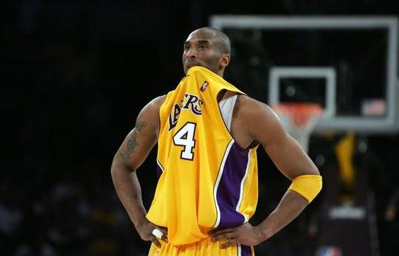 科比最后一场比赛告别之战 至今想起依然泪目