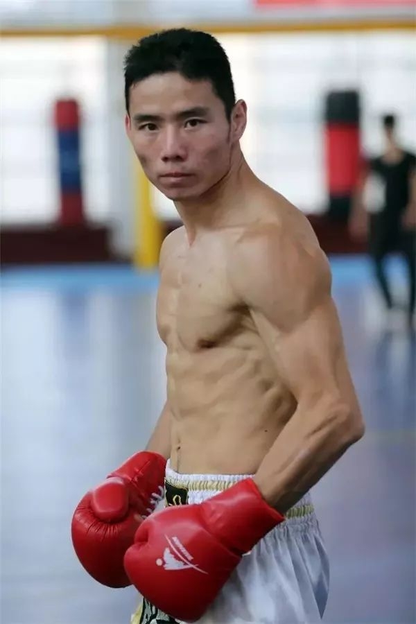 独家 世界冠军徐吉福:而立之年看散打,我的荣耀