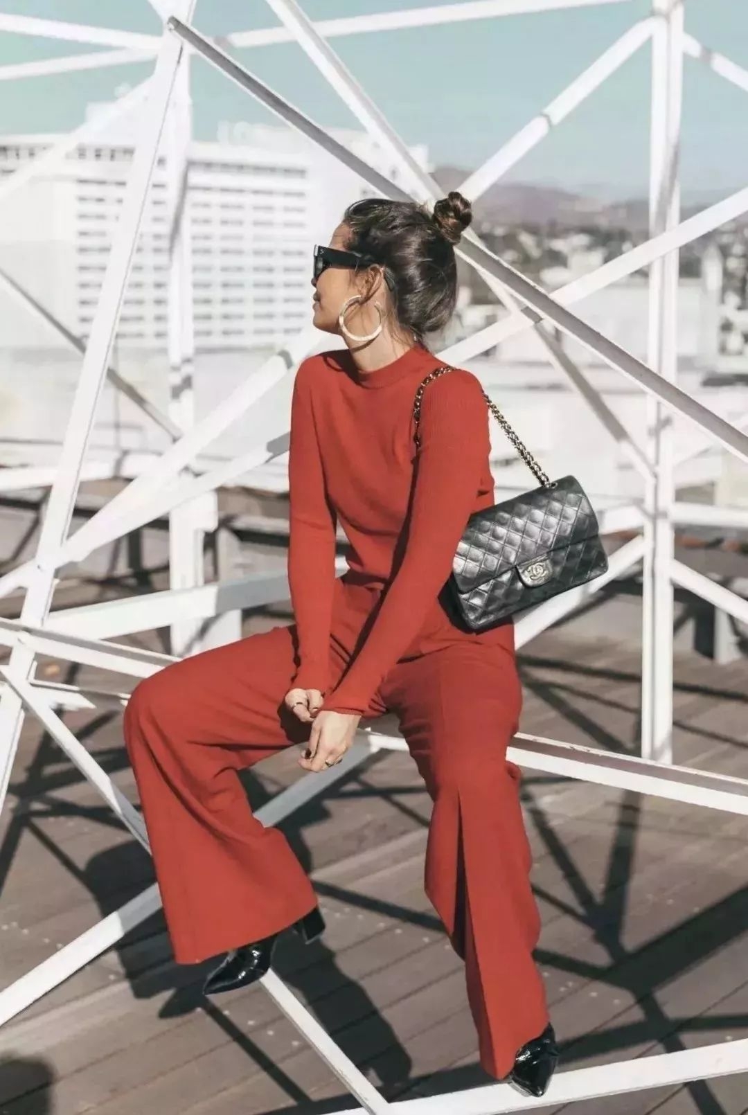 天凉就不要再露脚踝了,秋冬应该穿上一条这样