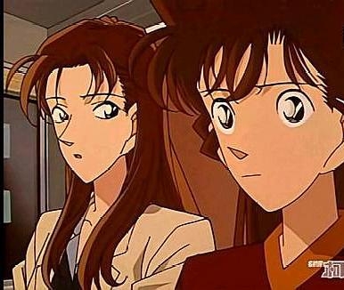 赤木量子这就是工藤新一的"女友"了,有没有觉得还挺可爱的?
